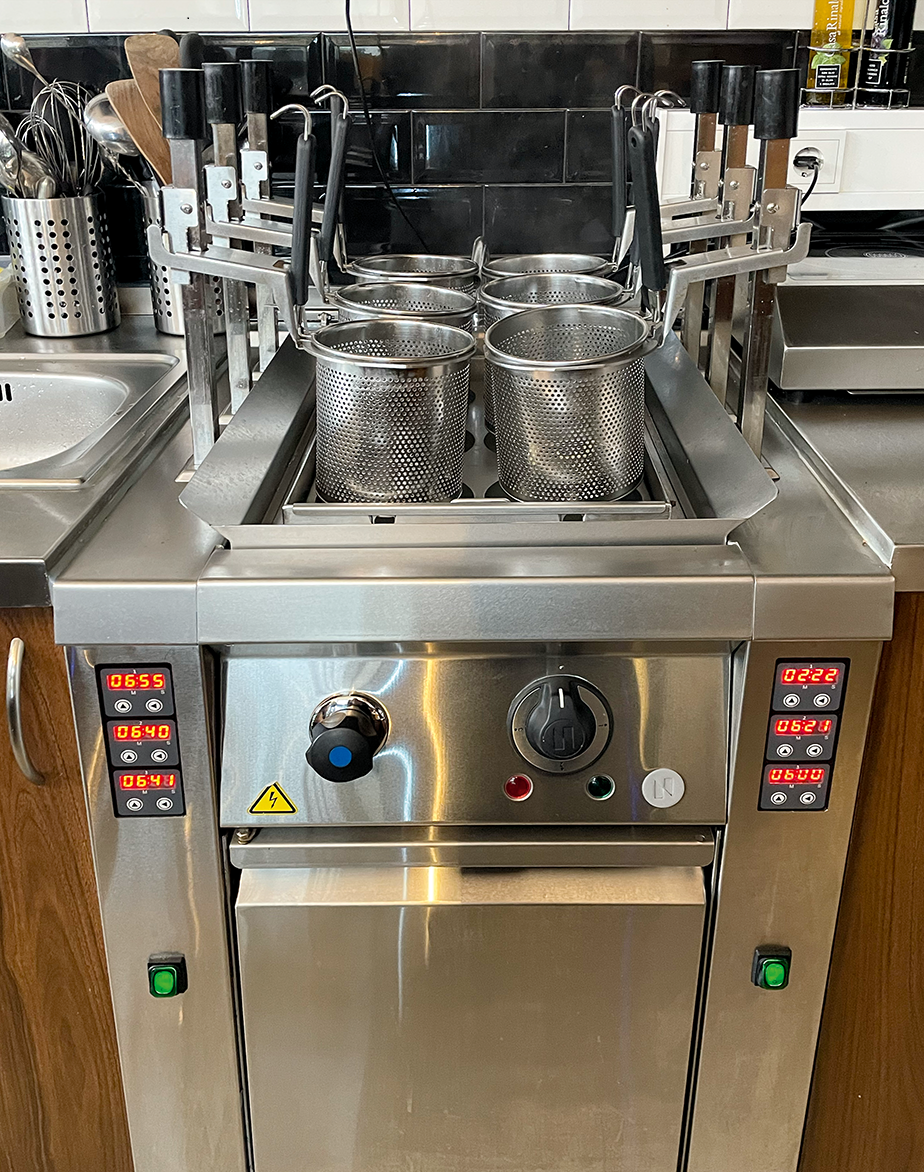 Asia Elektro-Nudelkocher für 6 Nudelkörbe 2 Heizzonen mit Auto Lift